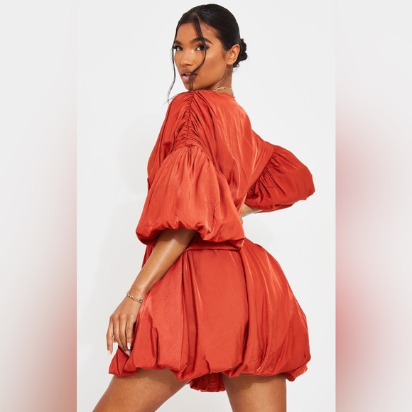 Pretty Little Thing Terracotta Puff Sleeve Puffball Hem Shift Dress NWT - Picture 2 of 8